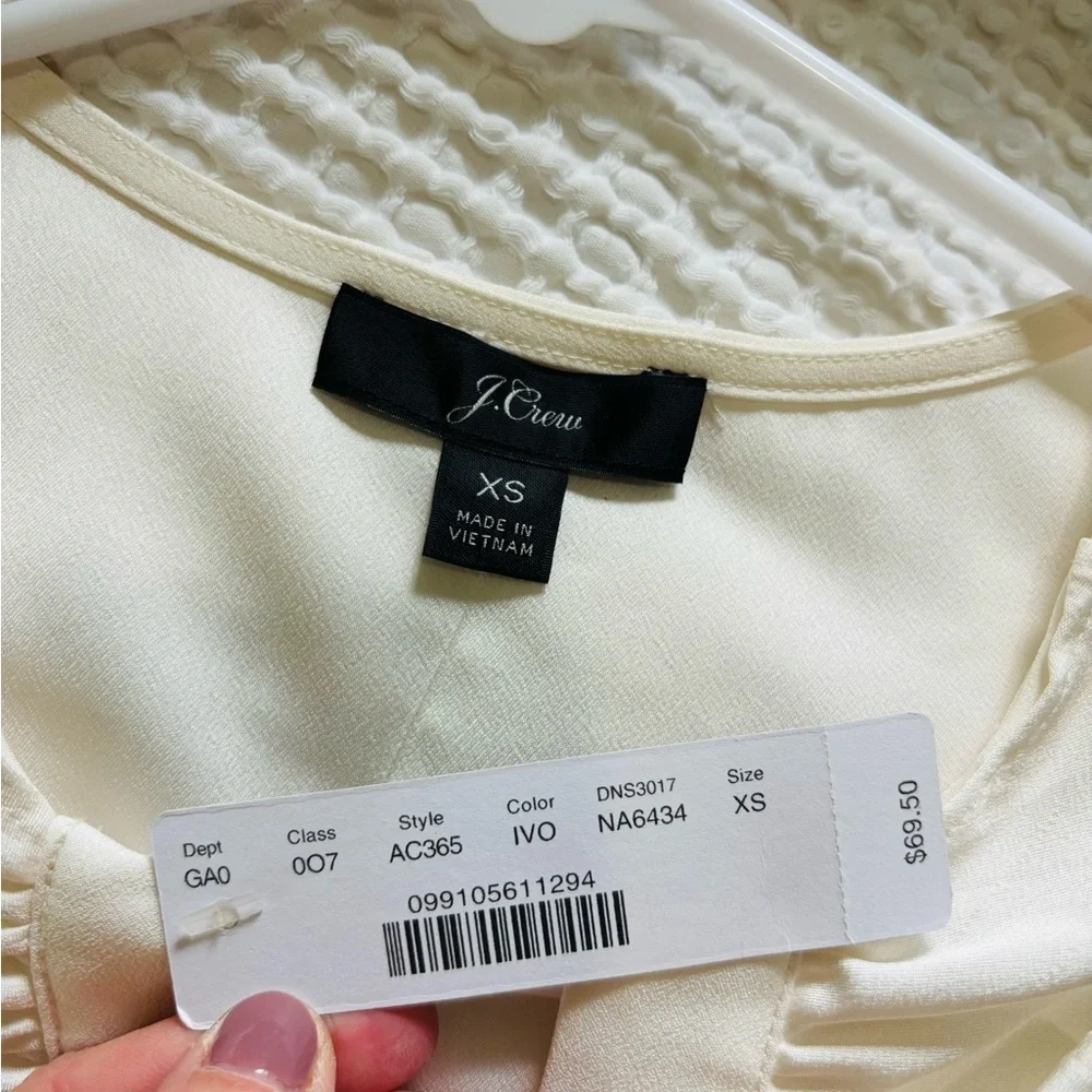 J. Crew NWT Ruffle Blouse - Picture 3 of 4